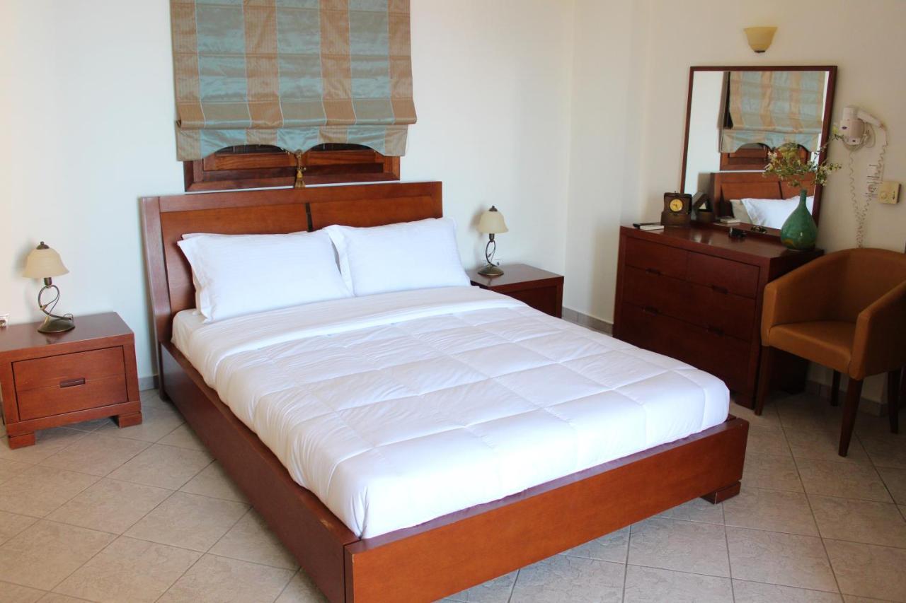 Sofotel Koroni  Bagian luar foto