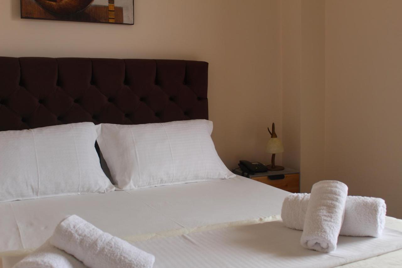 Sofotel Koroni  Bagian luar foto