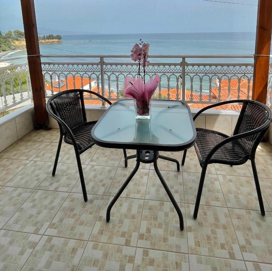 Sofotel Koroni  Bagian luar foto