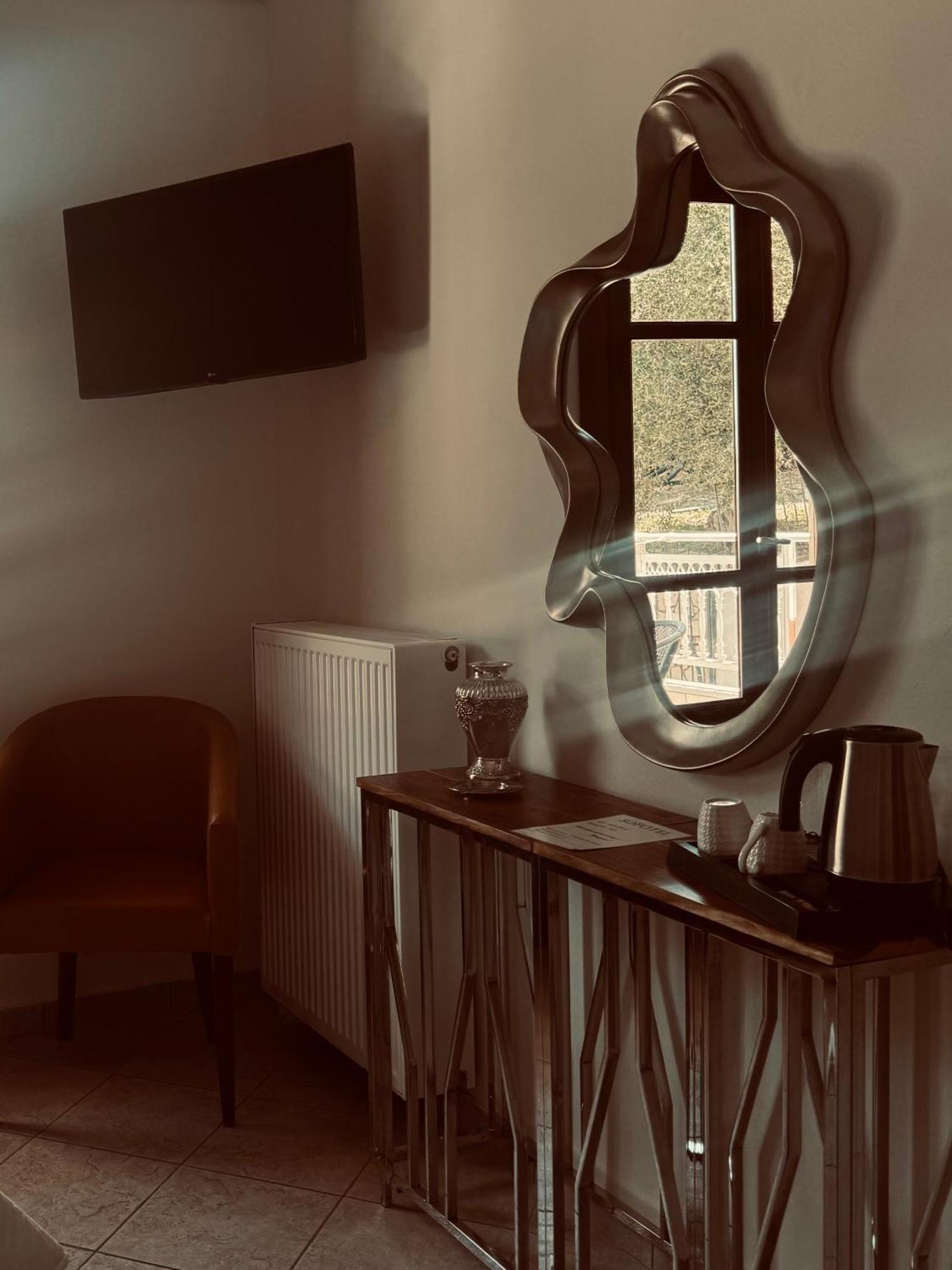 Sofotel Koroni  Bagian luar foto